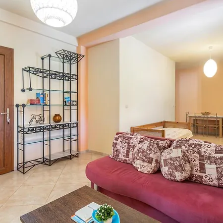 Ktima Dafnes * Nauplia