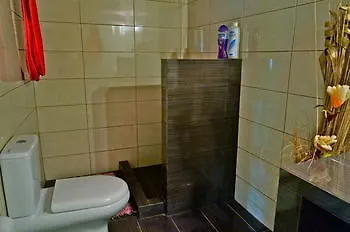 公寓 克提马达夫尼酒店 *